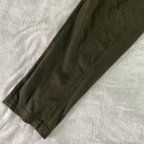 Tacoma olive sweatpants - Picture 4 of 17
